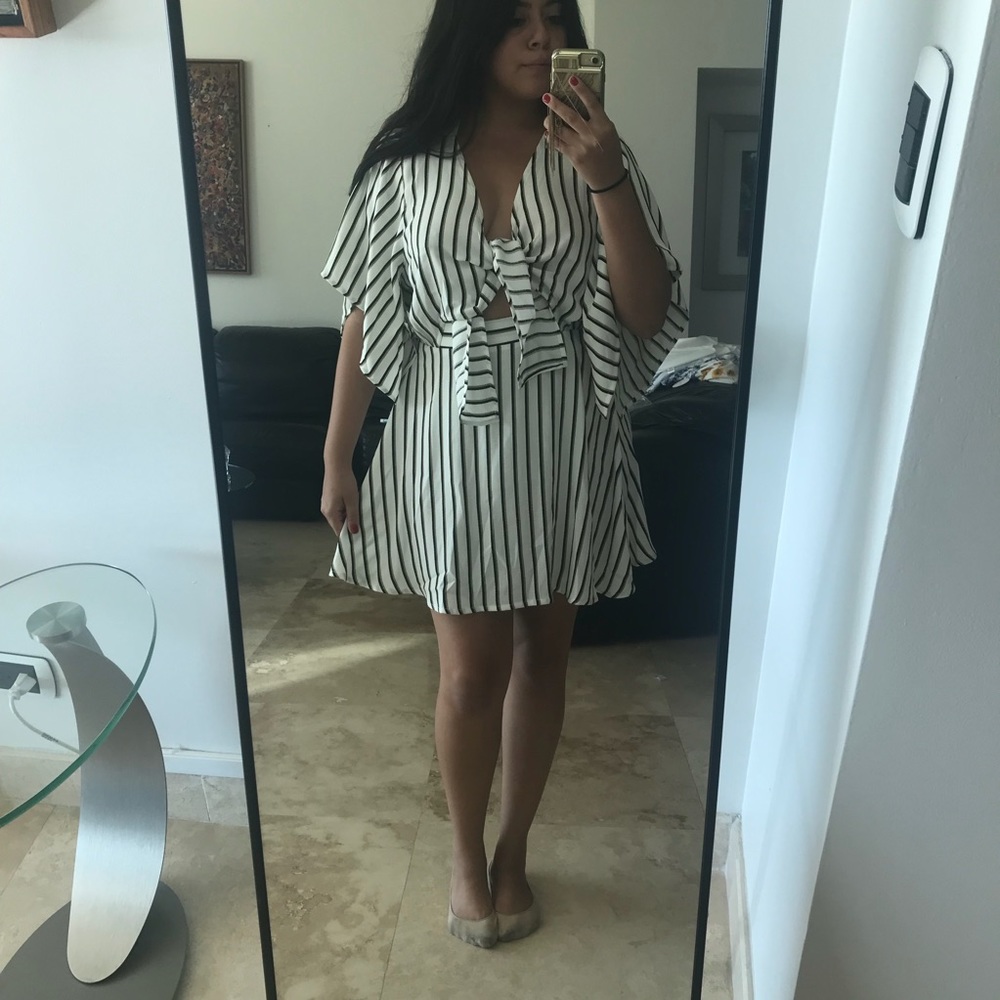 *24 HOUR SALE* Harlow Striped Dress - Picture 6 of 8